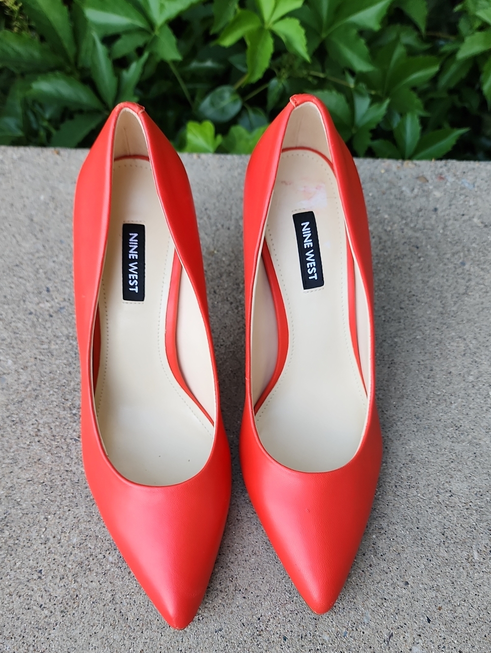 Nine West Red Pointed-Toe Stiletto Pumps - Picture 5 of 17